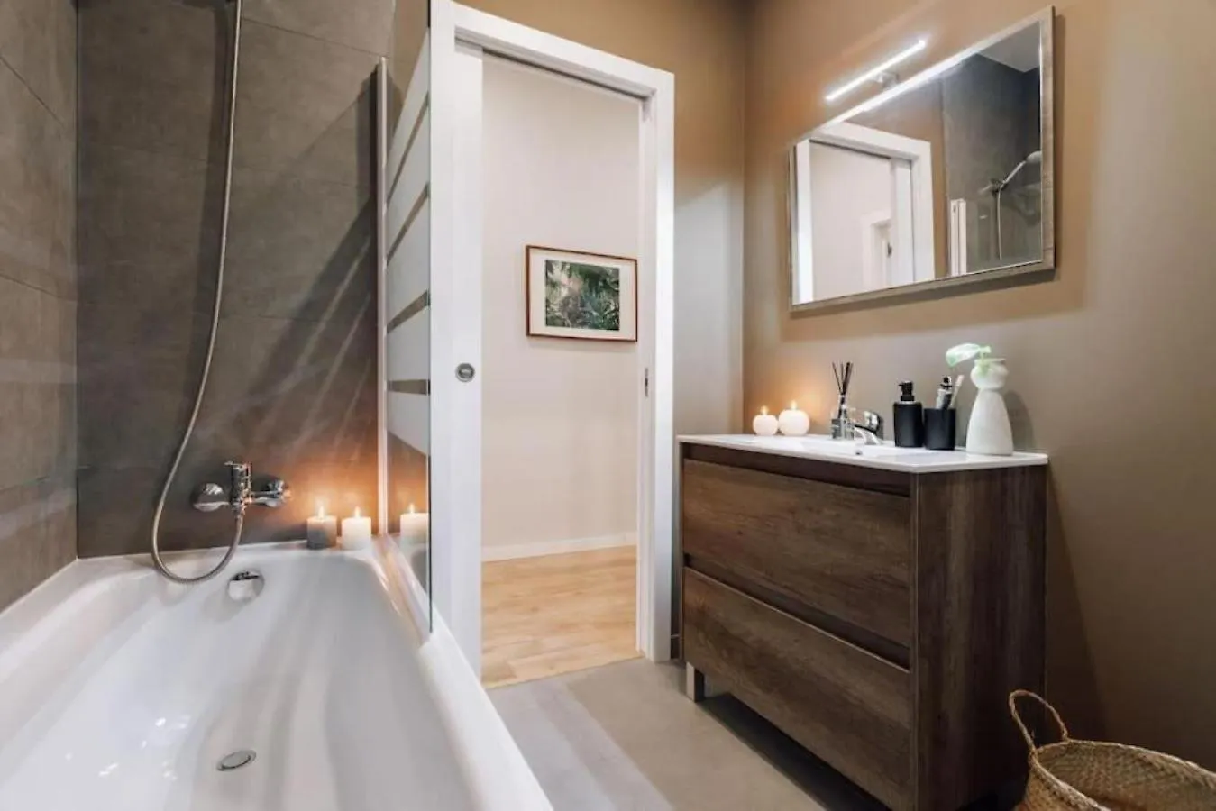 Luiza - 3 Bedroom In Eixample Dreta Barcelona Spanien