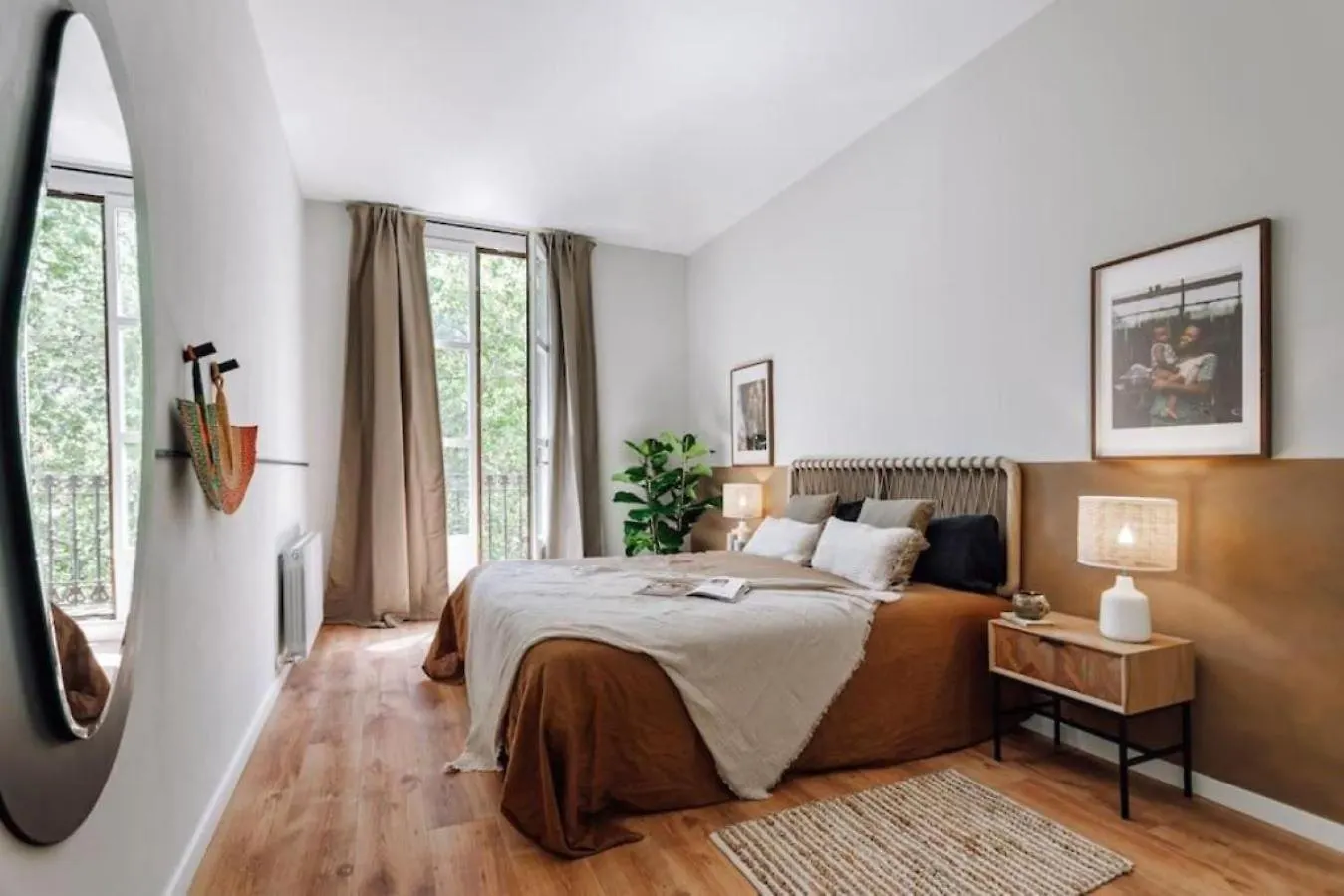 Apartment Luiza - 3 Bedroom In Eixample Dreta Barcelona